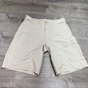 Huk Performance Fishing Shorts Mens Medium Beige Zip Cargo Pocket Stretch